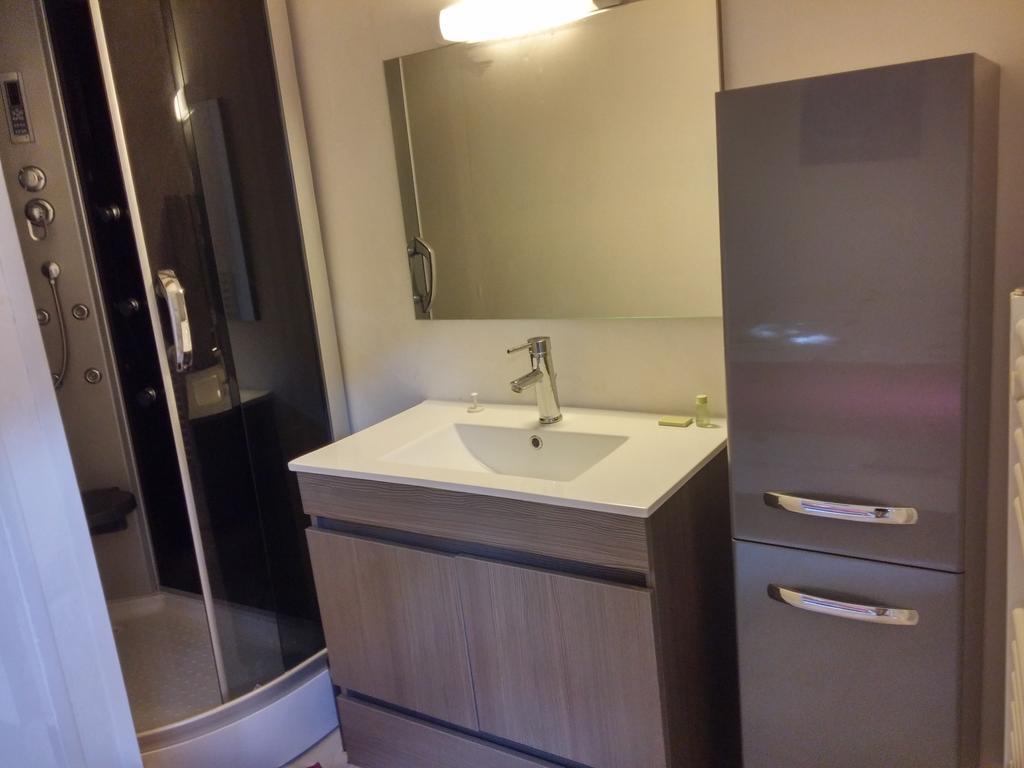 Appartements Cote Pont Vieux-Self Check-In Carcassonne Exteriör bild